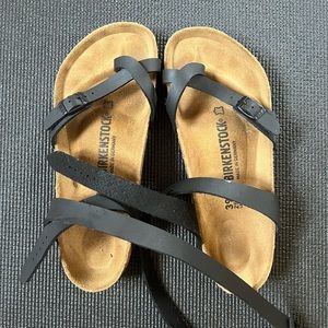 NWOT Yara Birkenstock